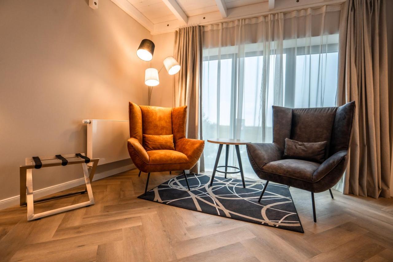 Hotel Meerzeiten Inklusive Externer Schwimmbad- & Saunanutzung Bensersiel Ngoại thất bức ảnh